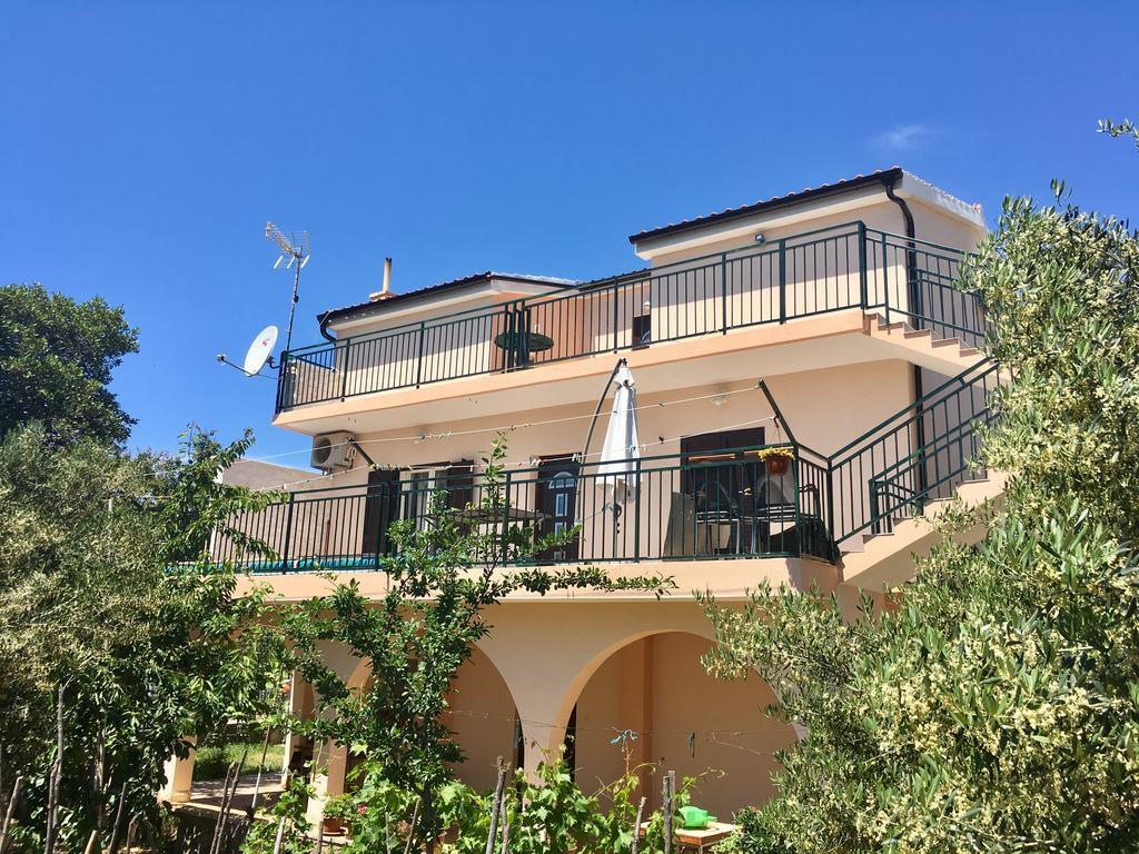 Apartments Lilly Zaboric Exterior photo